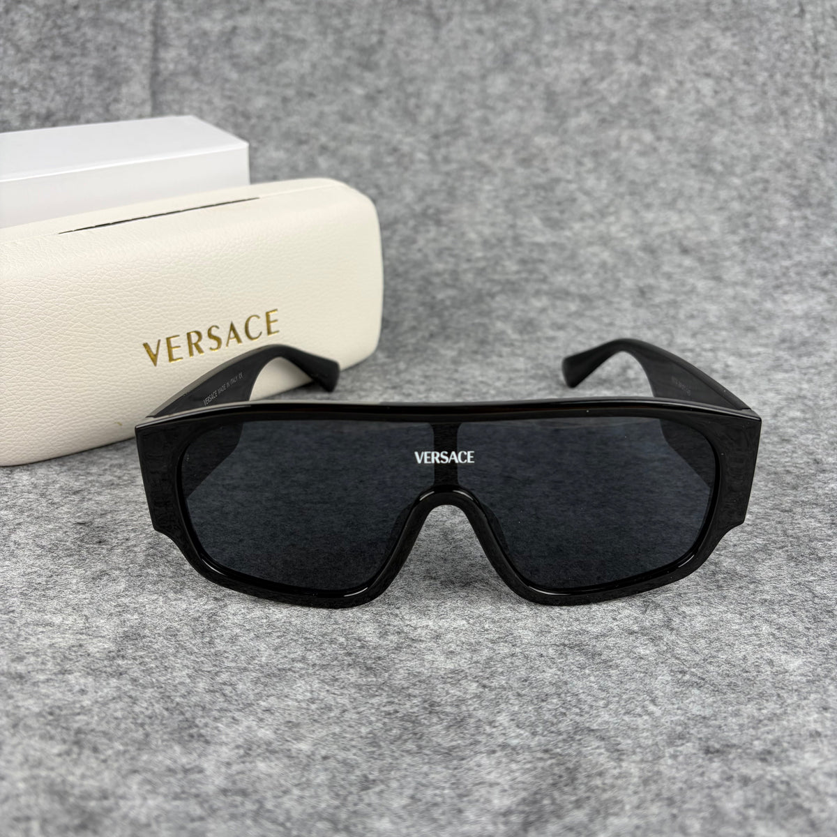 Modern Oversized Shield Sunglasses | Lightweight UV-Protection