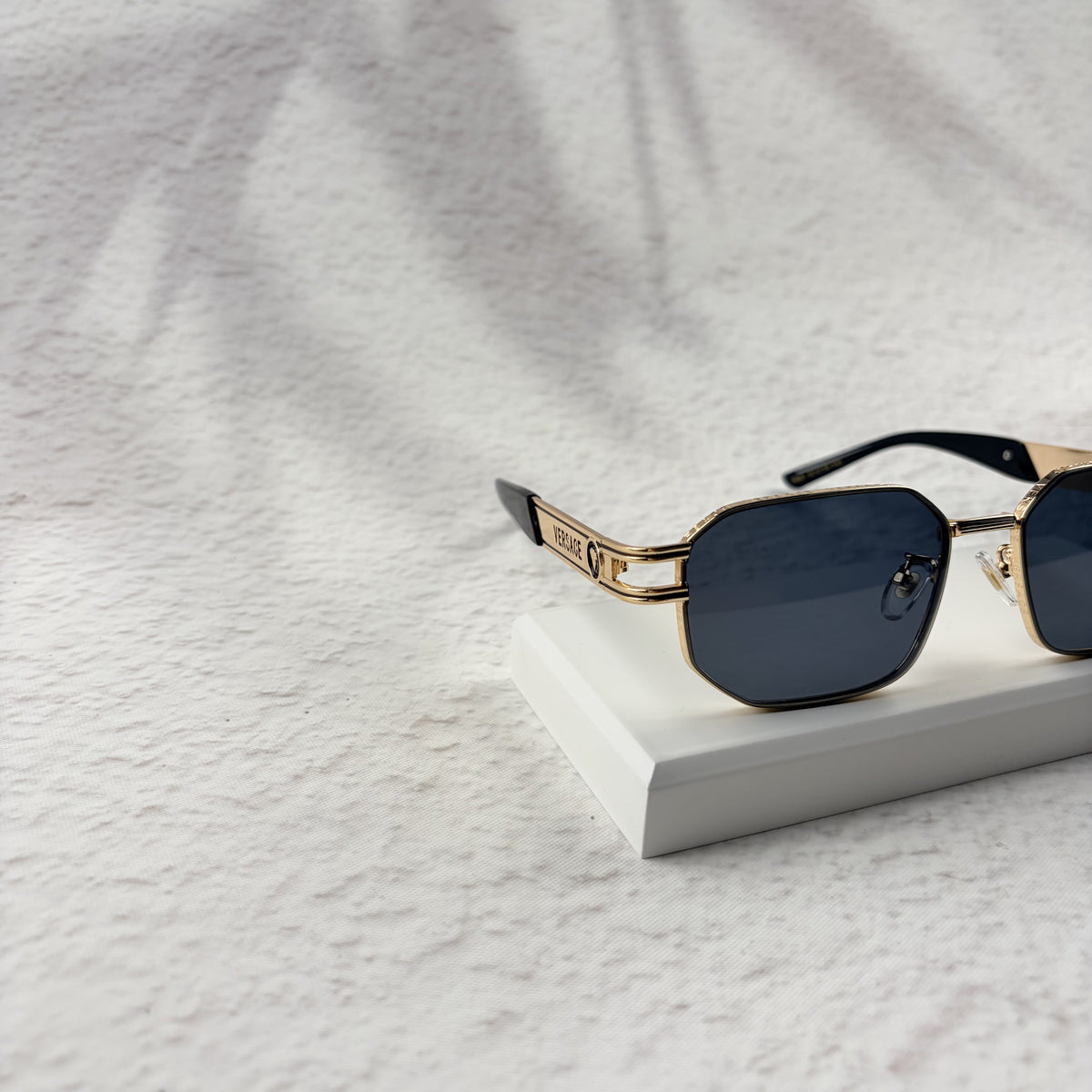 Gold Tone Geometric Sunglasses, UV Protection Men's Eyewear