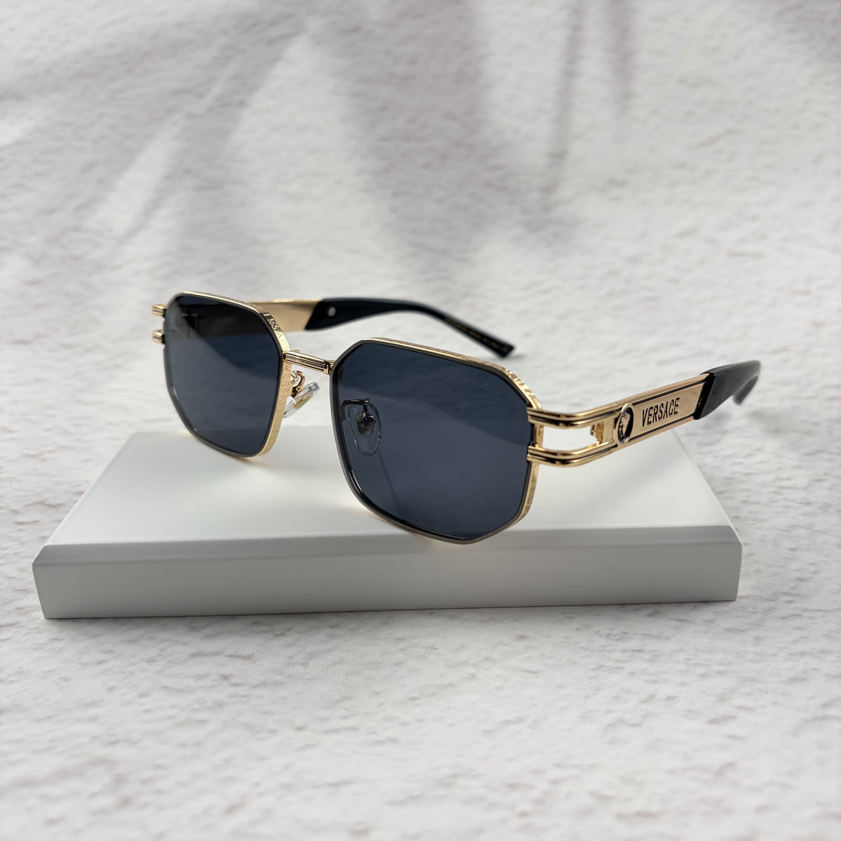 Gold Tone Geometric Sunglasses, UV Protection Men's Eyewear